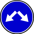 дорожный знак в миниатюре 4.2.3